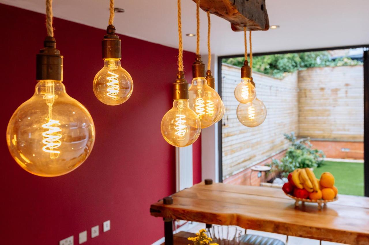 Luxury And Bright Bedrooms In Queens Park Londra Esterno foto